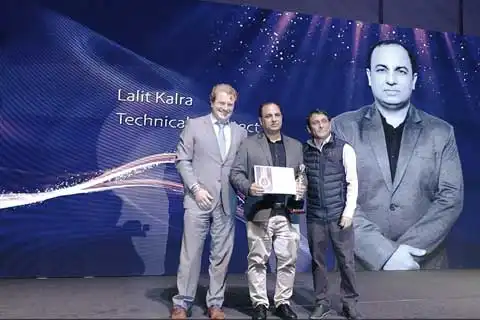 Rewards-recognition-award-ceremonies-blooms-event